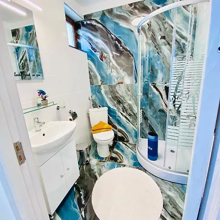 Ianis بيت ضيافة مانغاليا