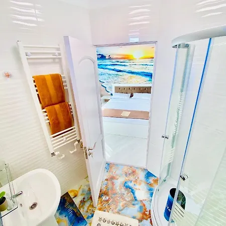 Ianis مانغاليا