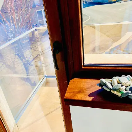 Ianis بيت ضيافة مانغاليا